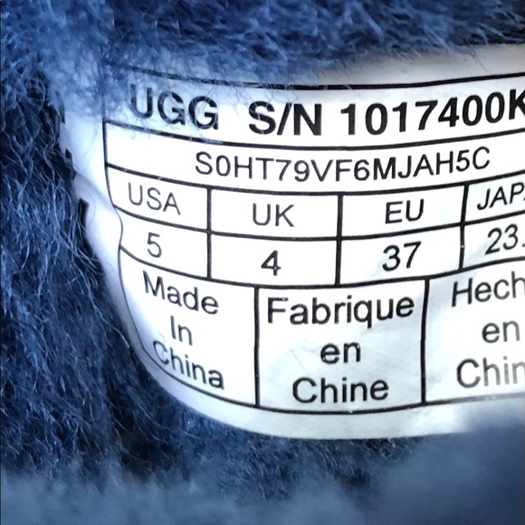 Ladies UGG Bailey Button Boot Sz 5 - Picture 3 of 8